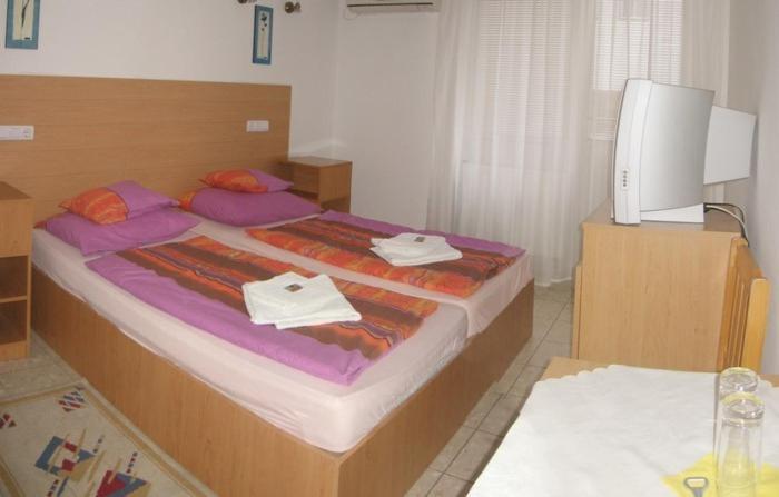 Nadix Panzio Debrecen Quarto foto