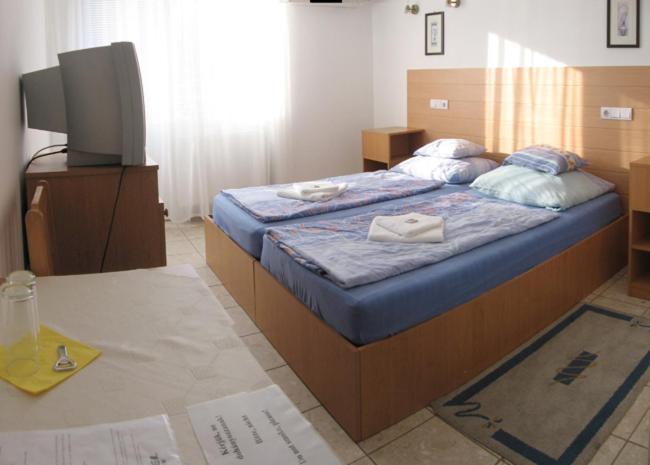 Nadix Panzio Debrecen Quarto foto